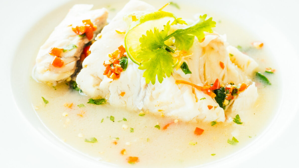 Accords mets et vins : que servir avec une sauce au beurre blanc ?